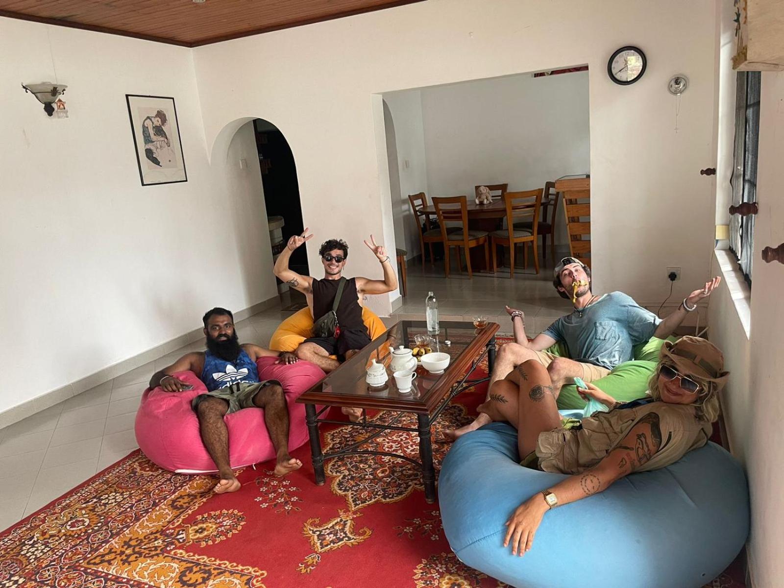 Sky Hostel Negombo Kültér fotó