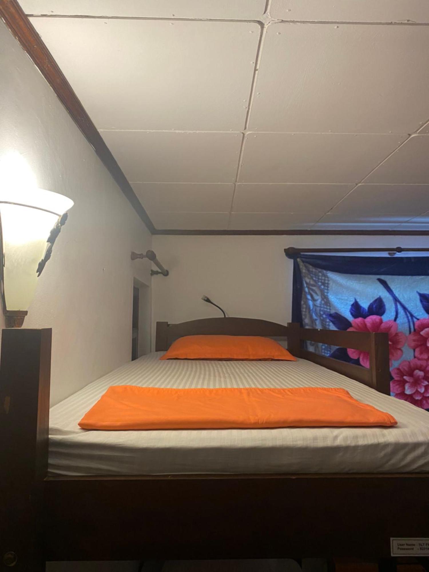 Sky Hostel Negombo Kültér fotó